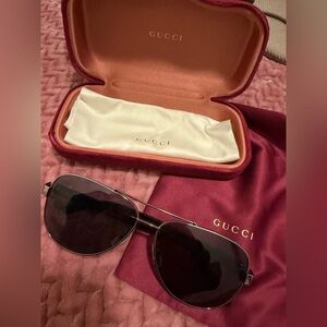 Gucci Black Metal Aviator Sunglasses